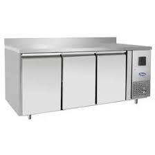 Masă frigorifică profesională 3 uși GN 1/1 cu backsplash ATS